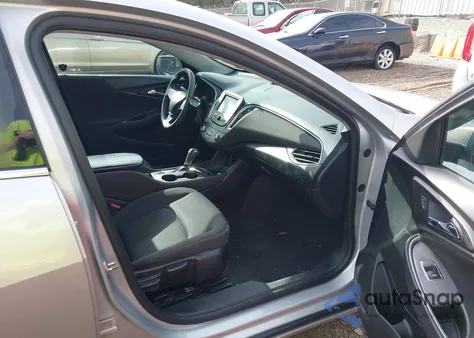 2017 Chevrolet Malibu Ls z USA, uszkodzony, nr VIN 1G1ZB5ST4HF279783